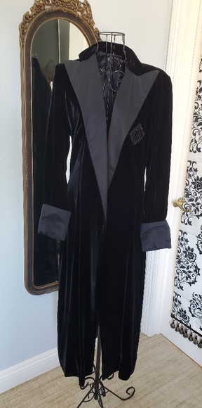 Ralph Lauren Jackets & Blazers - Ralph Lauren black velvet trench